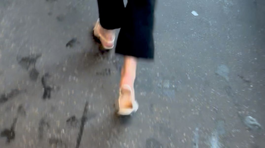 Slingback Flats on the move