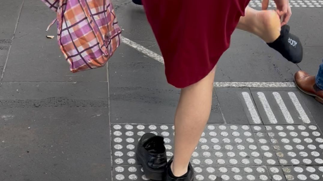 Heelpop Causes Sock To Fall Off