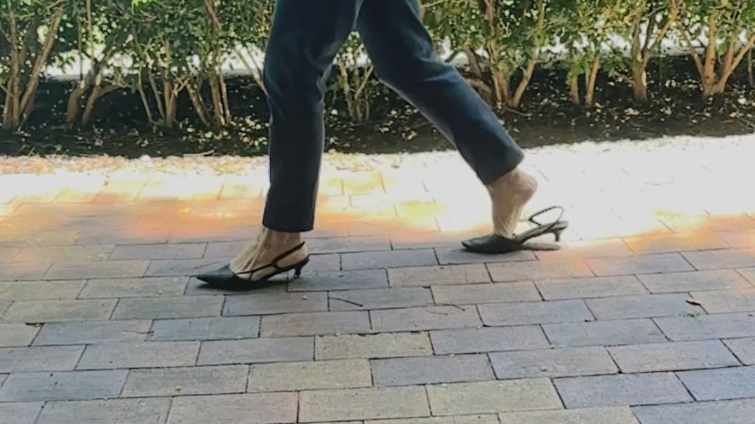 Lunch Break Slingback Malfunction