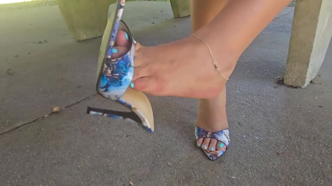 dangling coloured slides