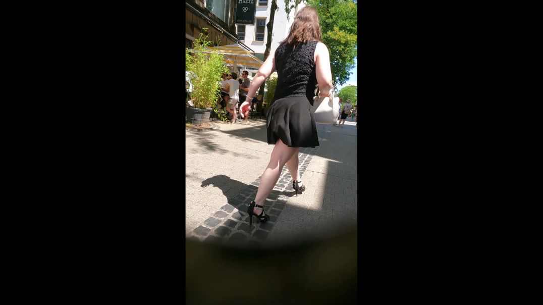 Thick legs Girl with hot Heels