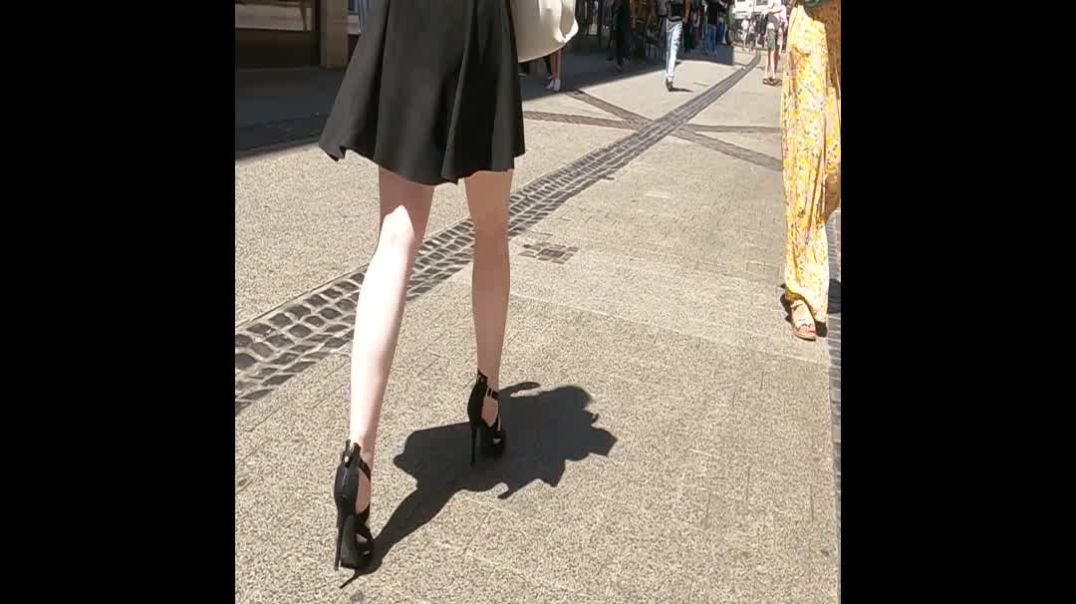 Thick legs Part.2
