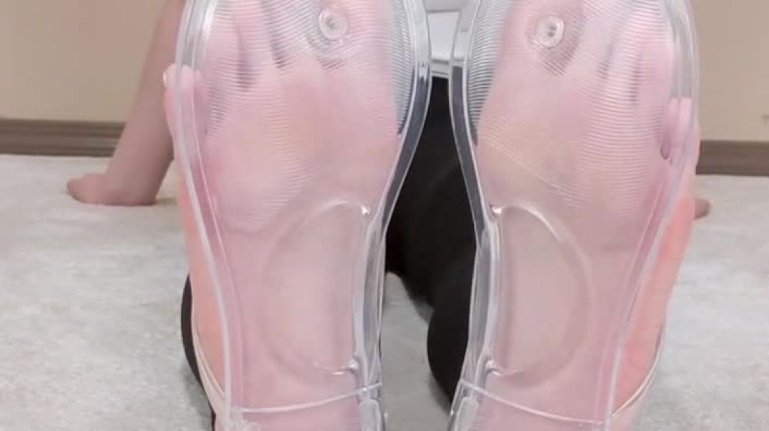 2026 415 CLEAR SANDALS asian soles in clear sandals