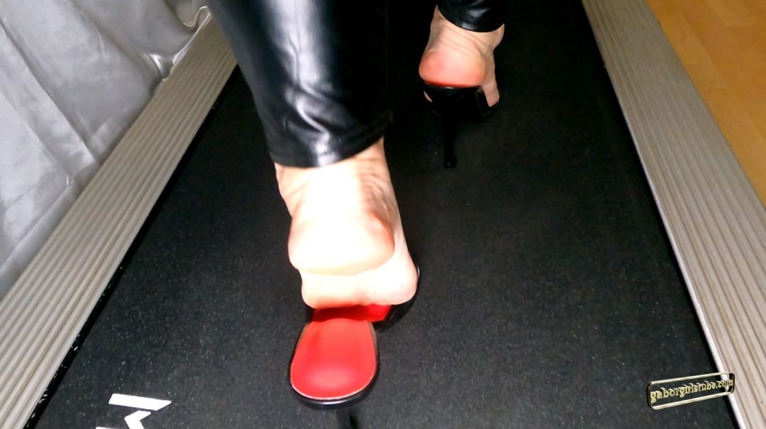 Gaborgirlstube Street Candid - Misses G smacking in Red Soles.... - MORE ?