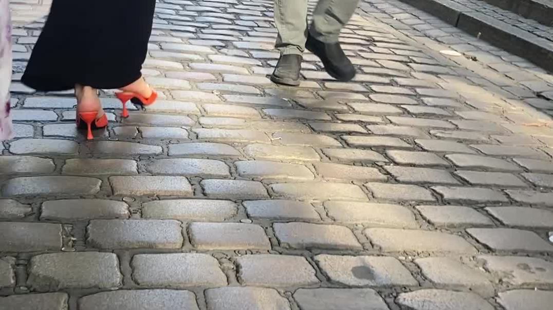 Orange mules