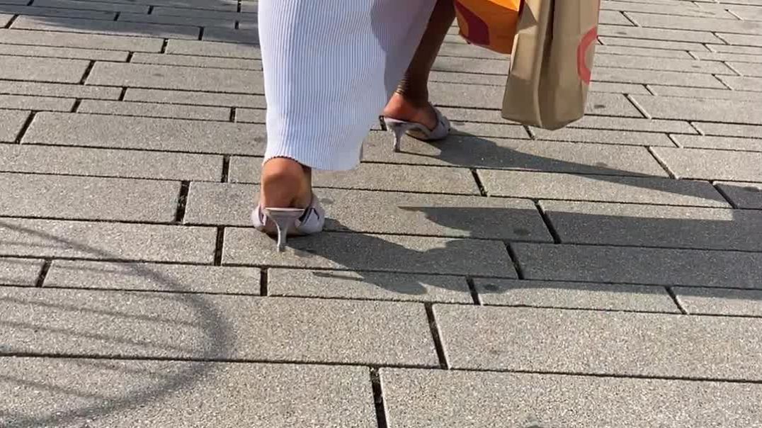 White mules