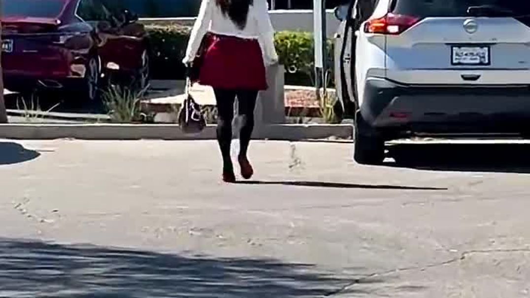 Running in red mules 2